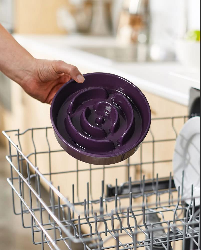 LE TAUCI microwave-safe ceramic for convenient warm-ups