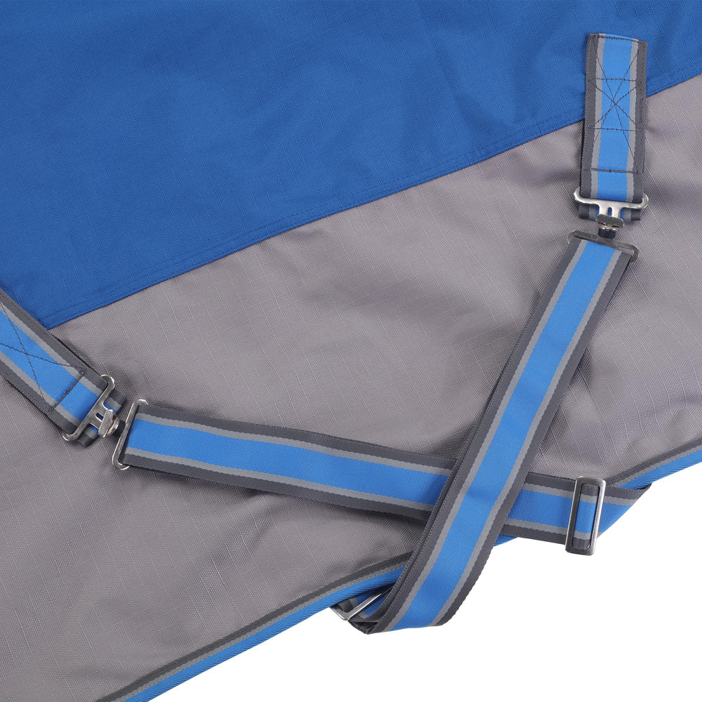 LEAFOREST secure-fit front buckles with belly straps ensure stable coverage