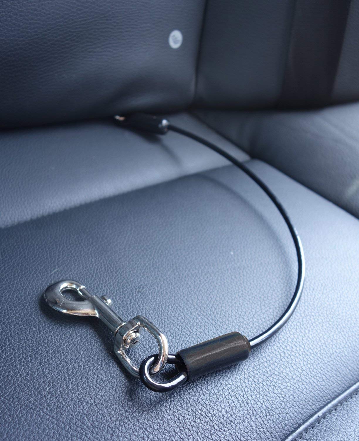 Leashboss chew-proof rope car seatbelt keeps dogs secure during travel.