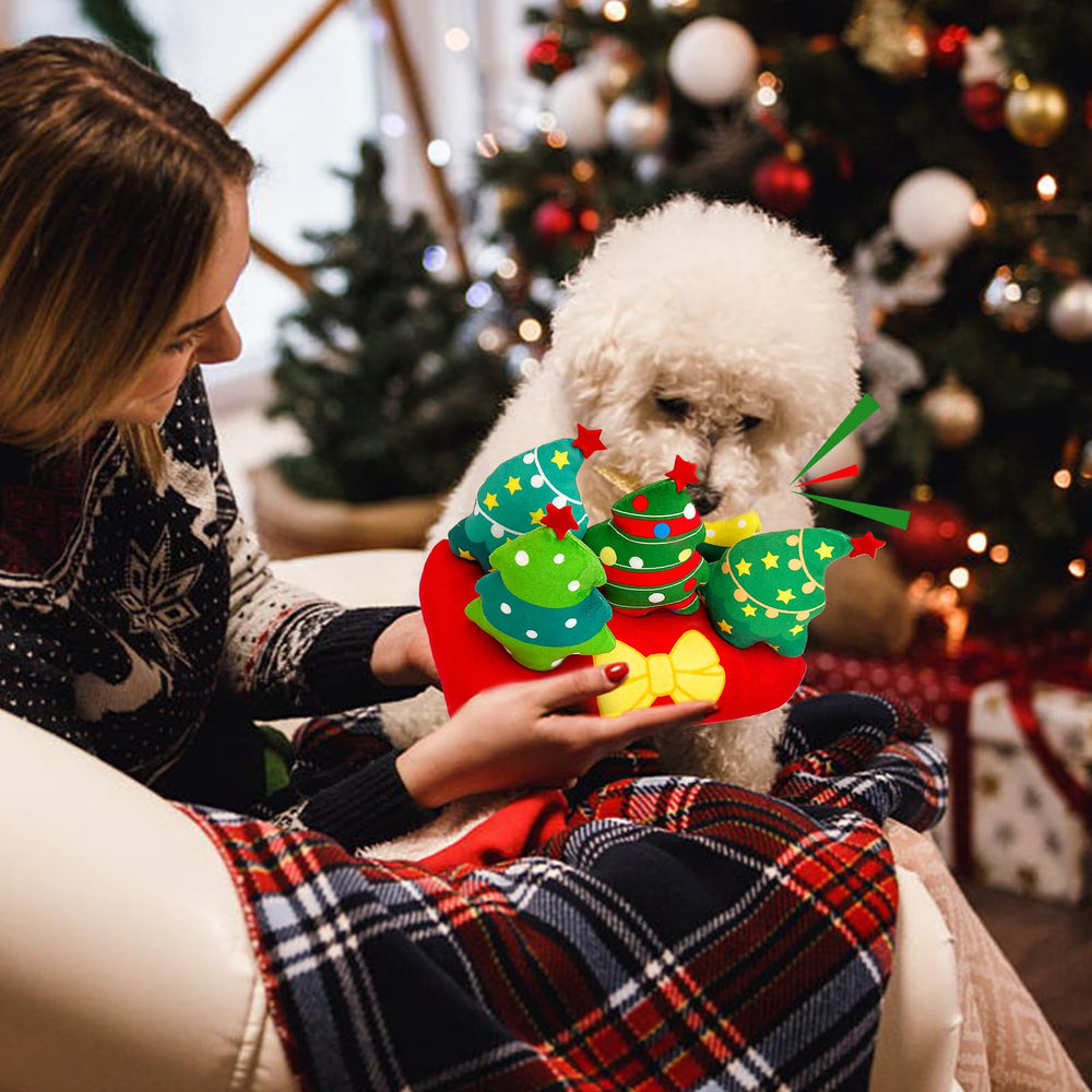 Lepawit Christmas Hide and Seek dog toy, dog interaction, demonstrates interactive play