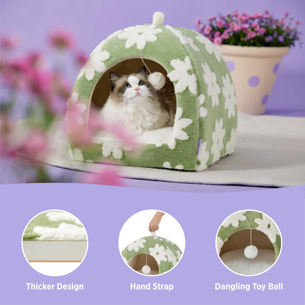 LE SURE removable washable cushion simplifies quick cleaning after cuddly naps.