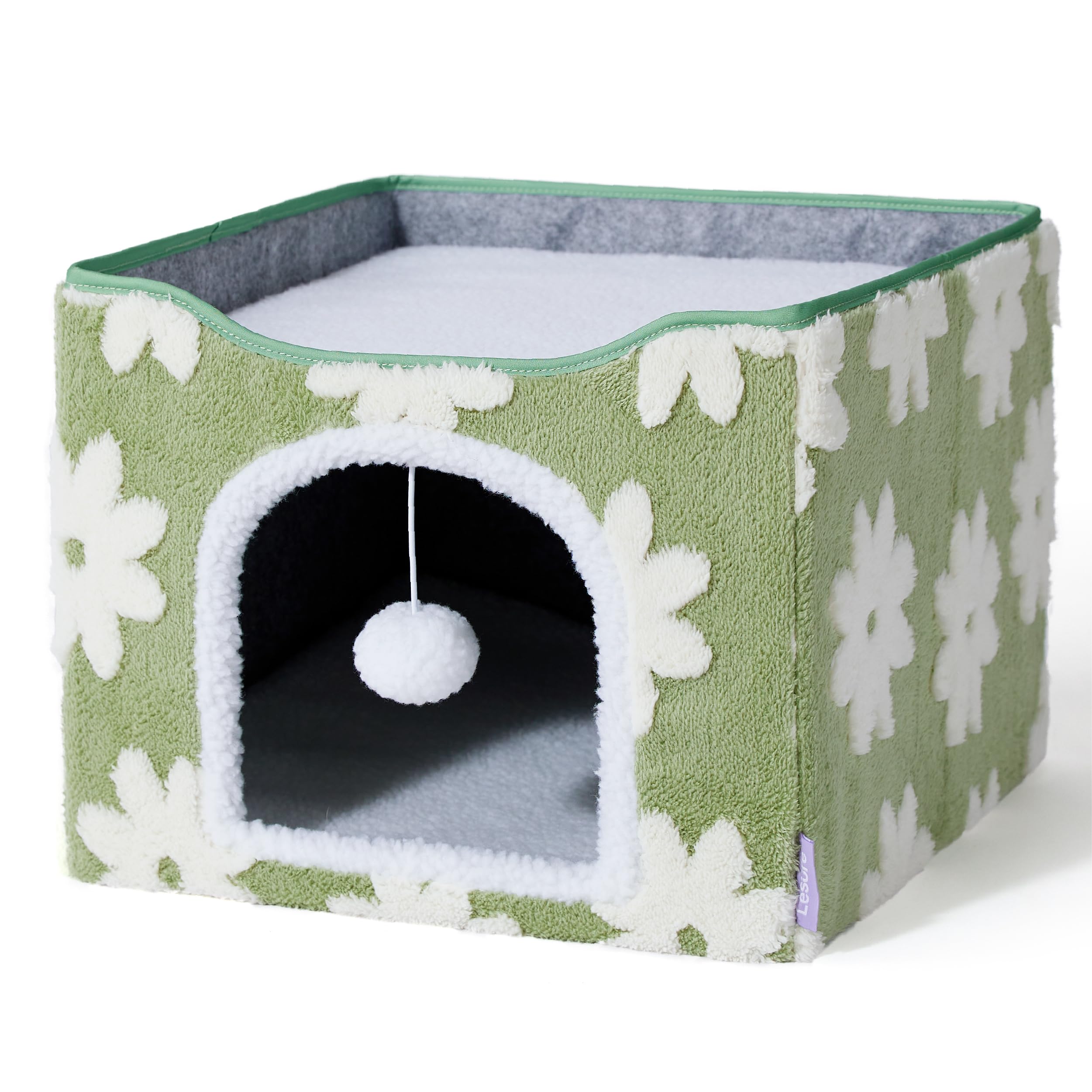 LE SURE lambswool close-up emphasizes plush, pet-friendly fabric.