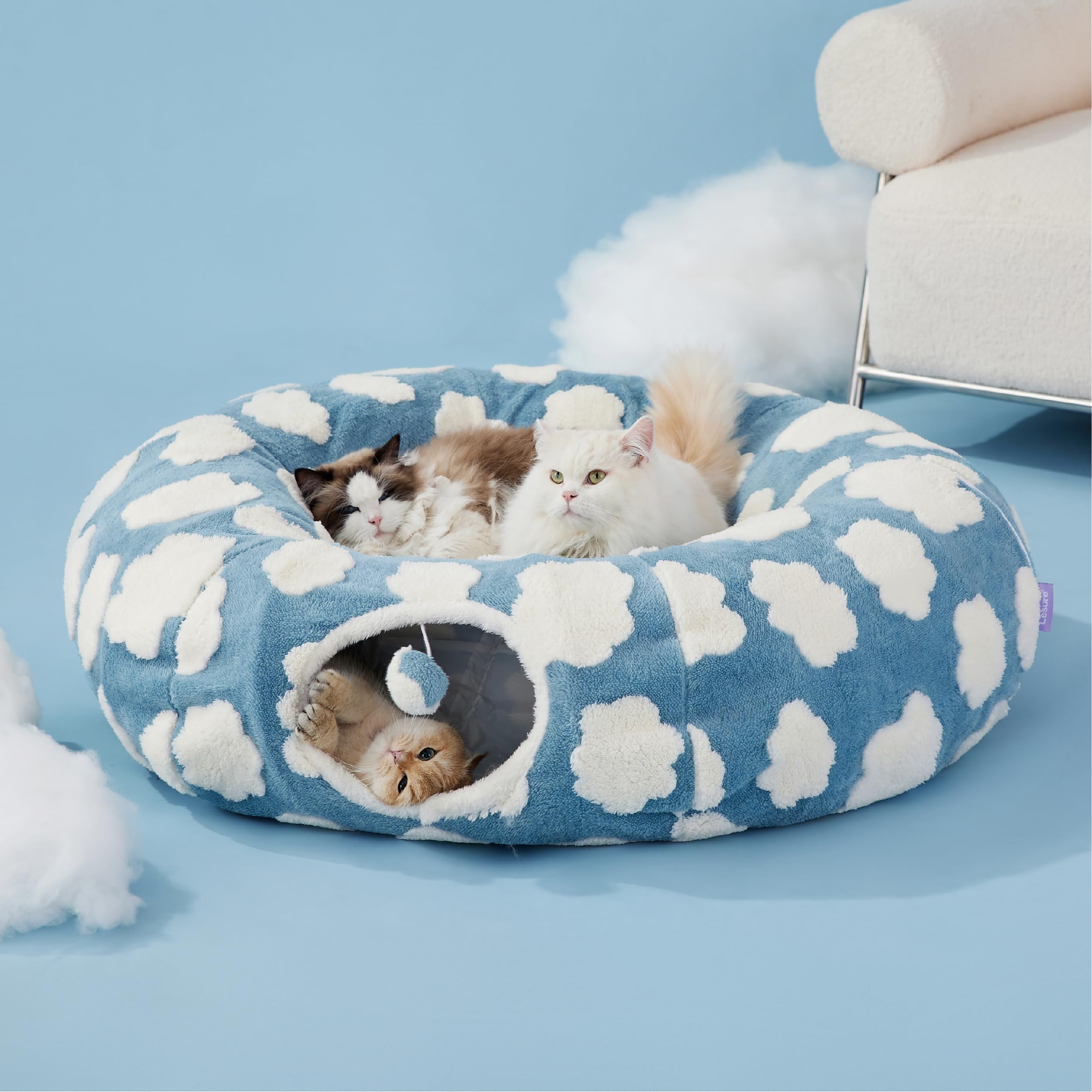 Lesure cat tunnel bed non-slip bottom ensures stable placement during play and rest.