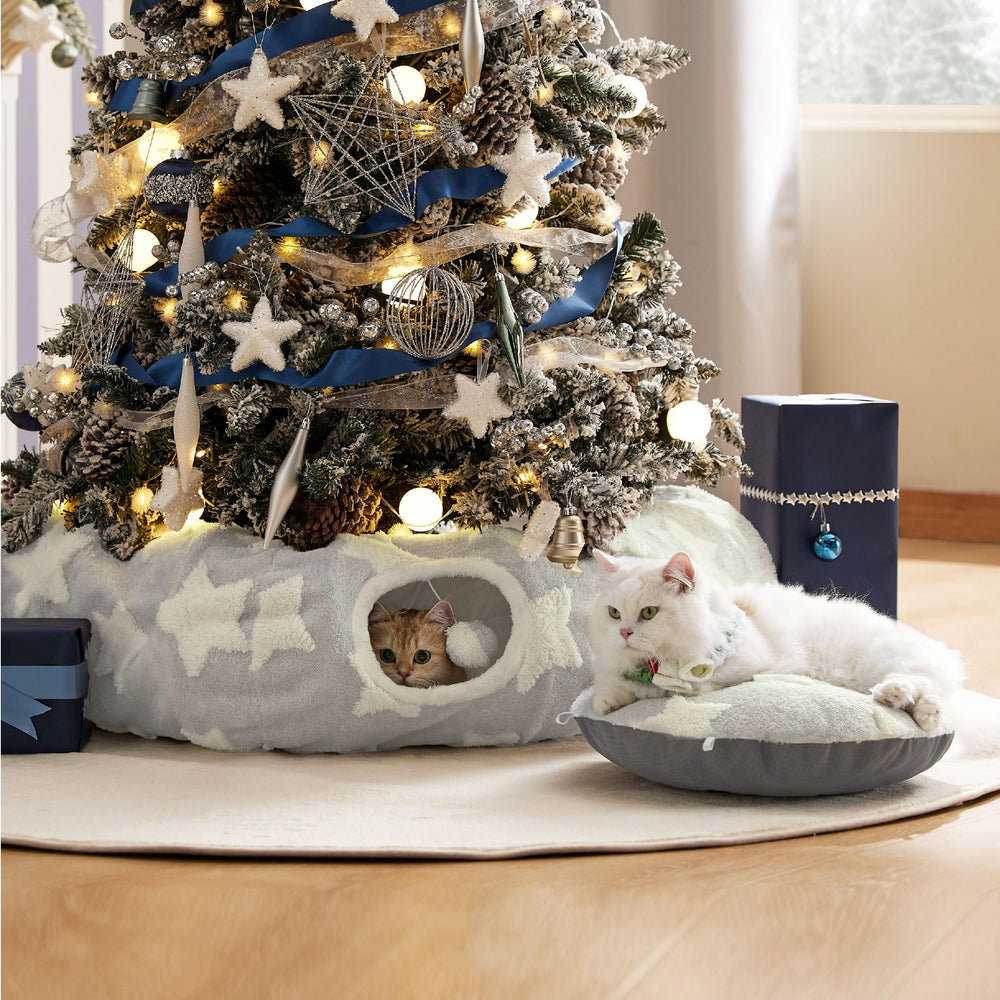 Lesure cat tunnel bed non-slip bottom for stable setup.