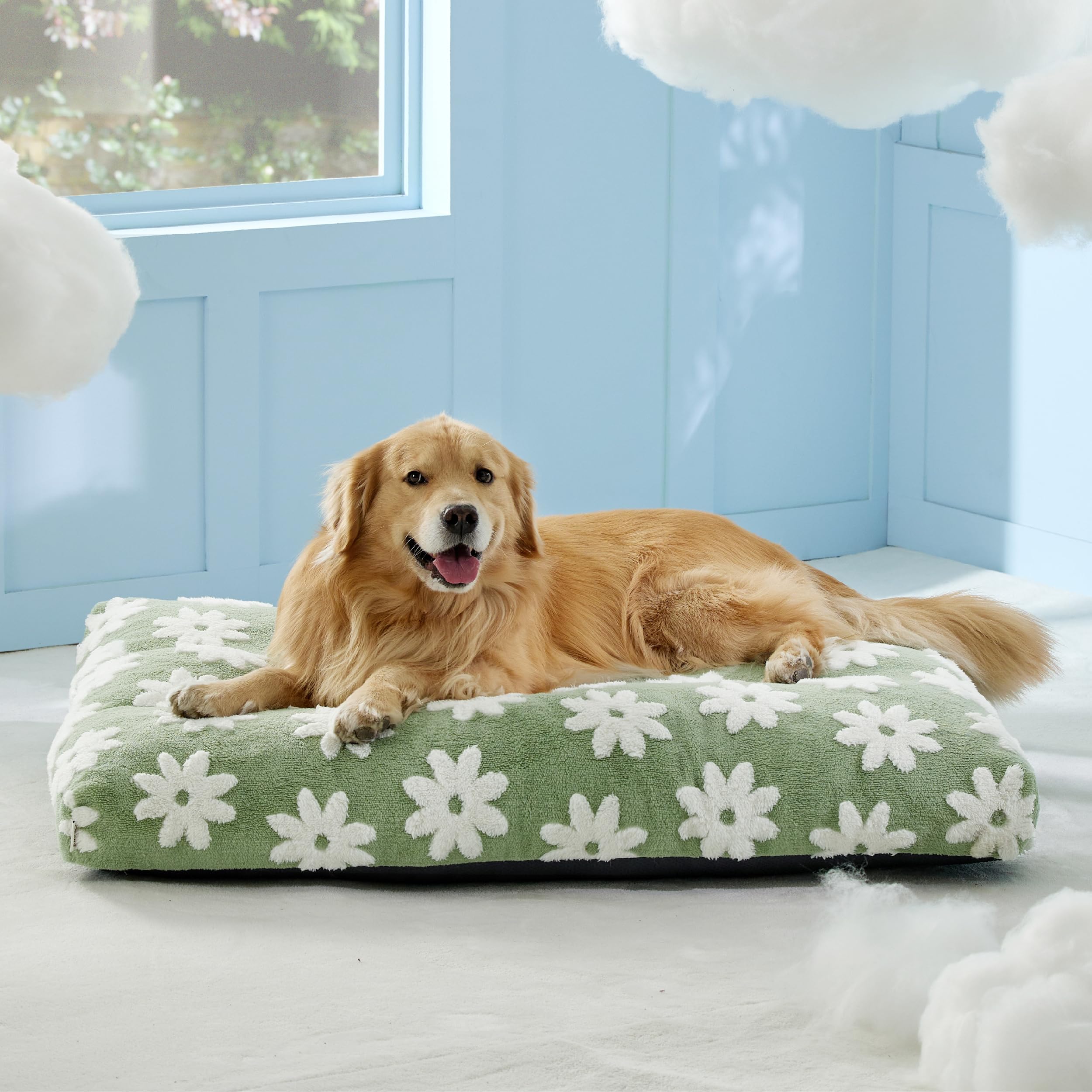 LE SURE waterproof inner liner protects against spills for worry-free rest