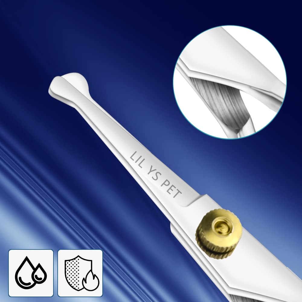 LILYS PET 5.0 round-tip scissors face-trim close-up on fur
