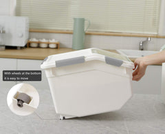 LISM large-opening dog food container for quick scooping and tidy storage.