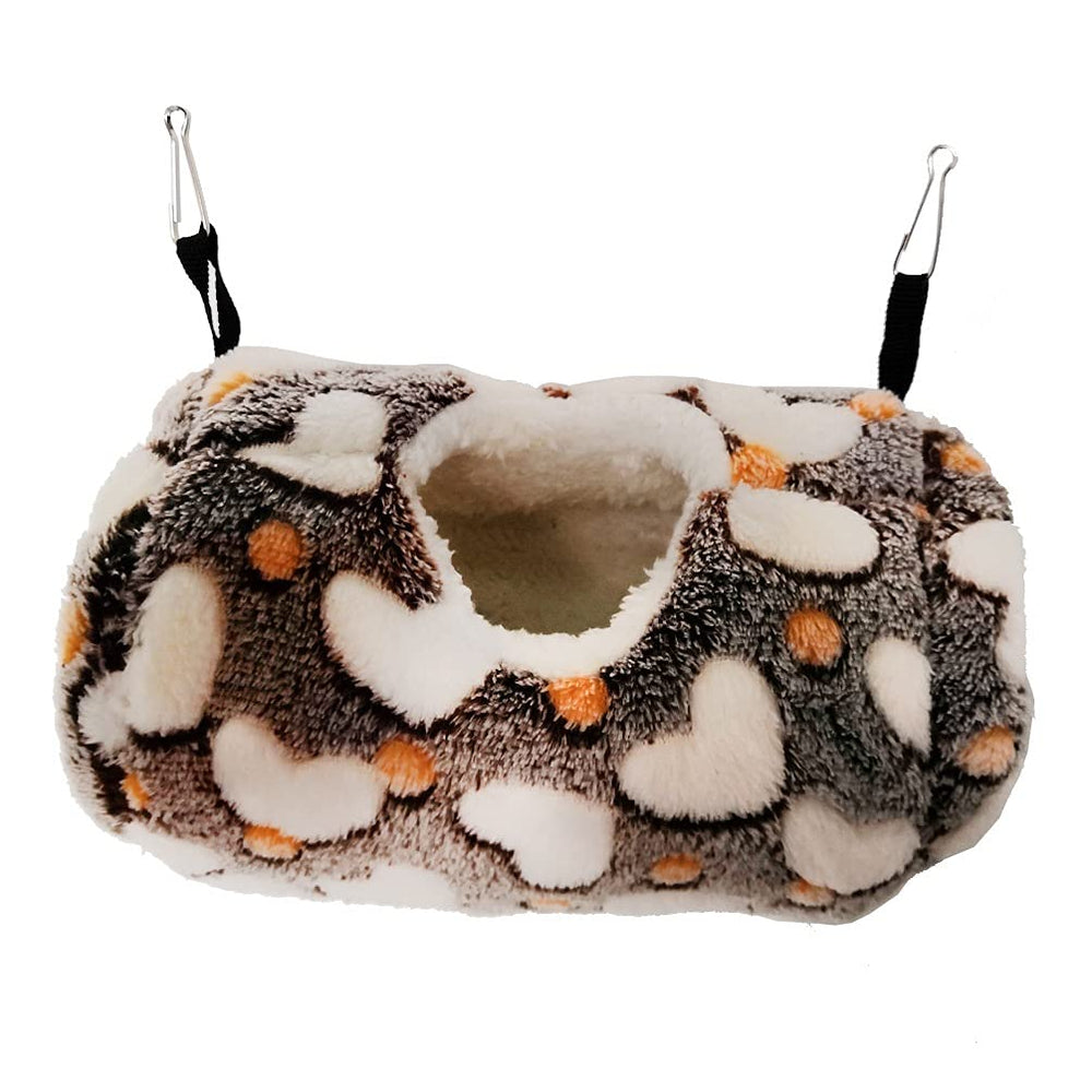 Litewoo metal hooks ensure safe, stable hanging inside a cage.