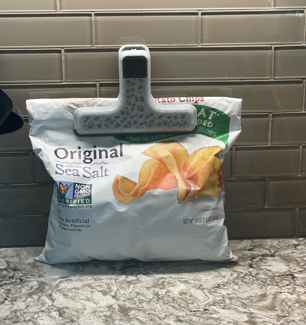 Lixit multi-use sealing clip suitable for chips, flour, and snacks.