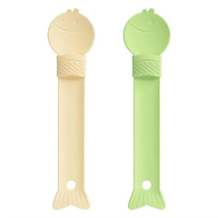 Lonsenbao cat spoon bar squeeze green-beige keeps wet snacks neat during feeding.