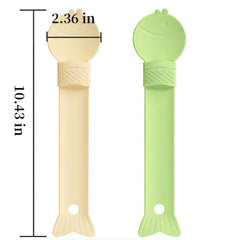 Lonsenbao spoon concave-no-spill reduces drips when serving treats.