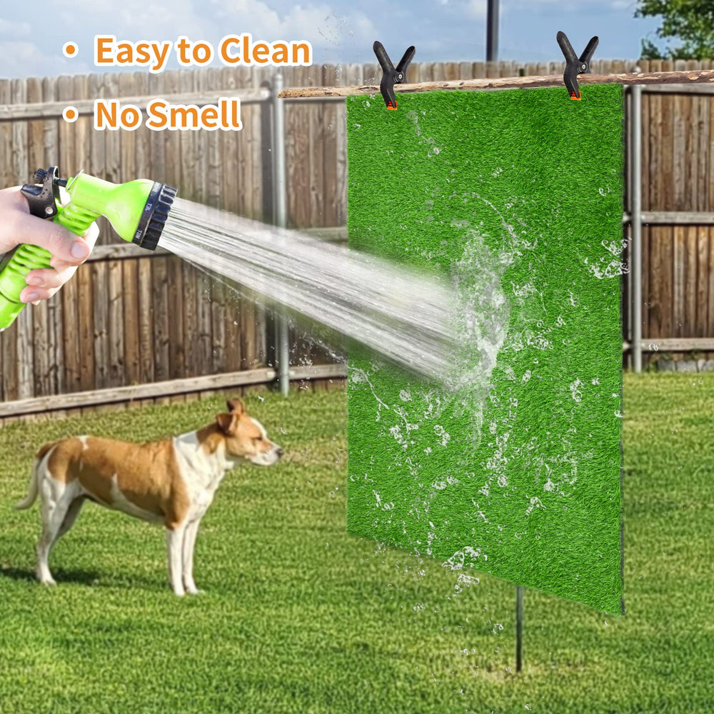LOOBANI grass pad close-up highlights drainage holes for fast liquid separation.