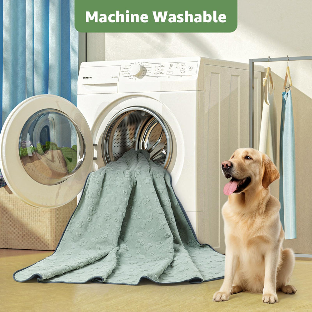 LOOBANI machine-washable design emphasized in care-drying shot