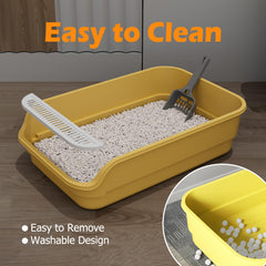 LoopTime Extea large-space litter box gives cats room to move comfortably.