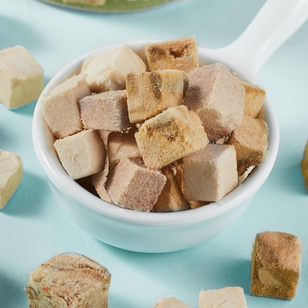 Loves4Pets Turtle Food uses natural ingredients for healthier snacking and feeding.