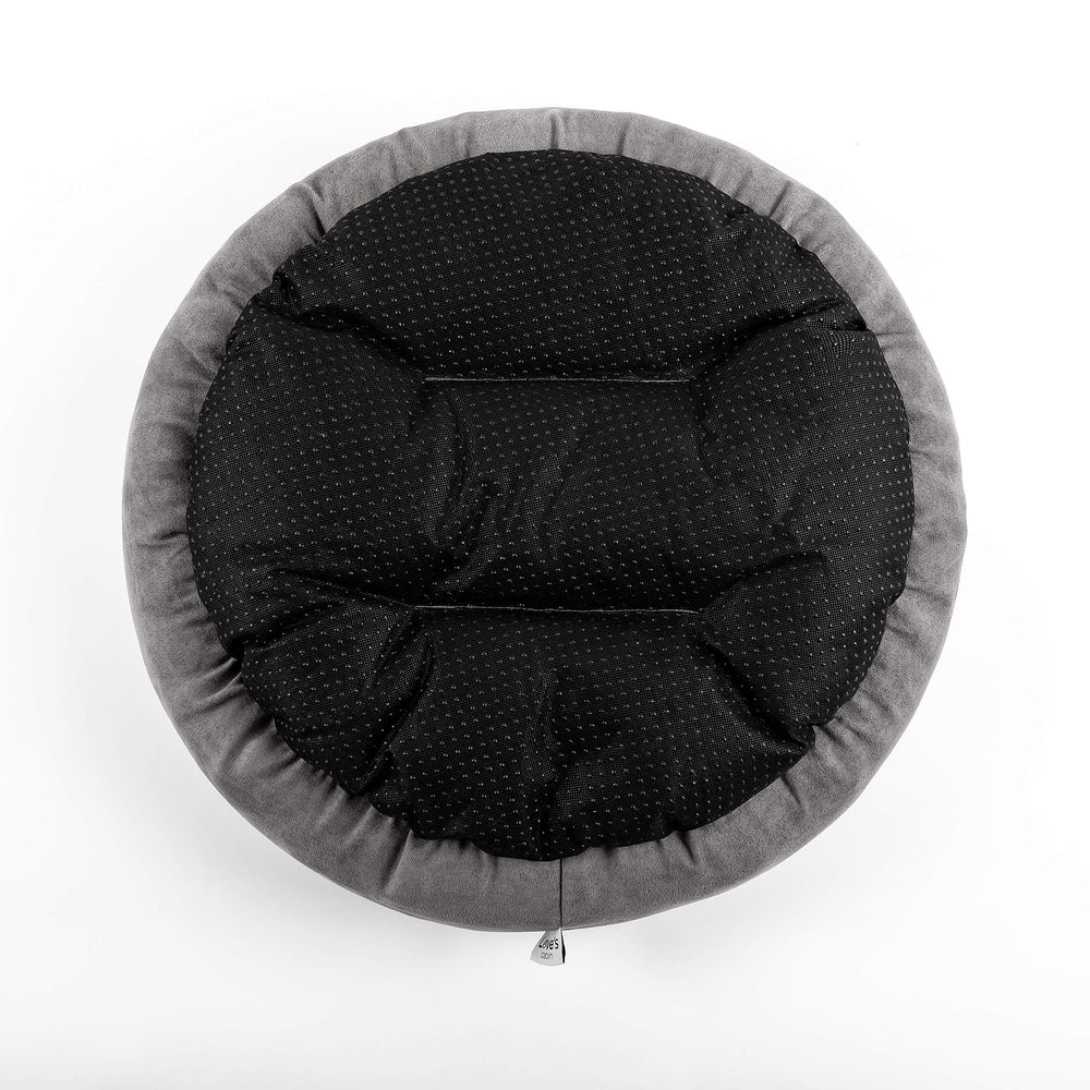 Love's cabin diseño nido que ofrece sensación de seguridad al dormir.