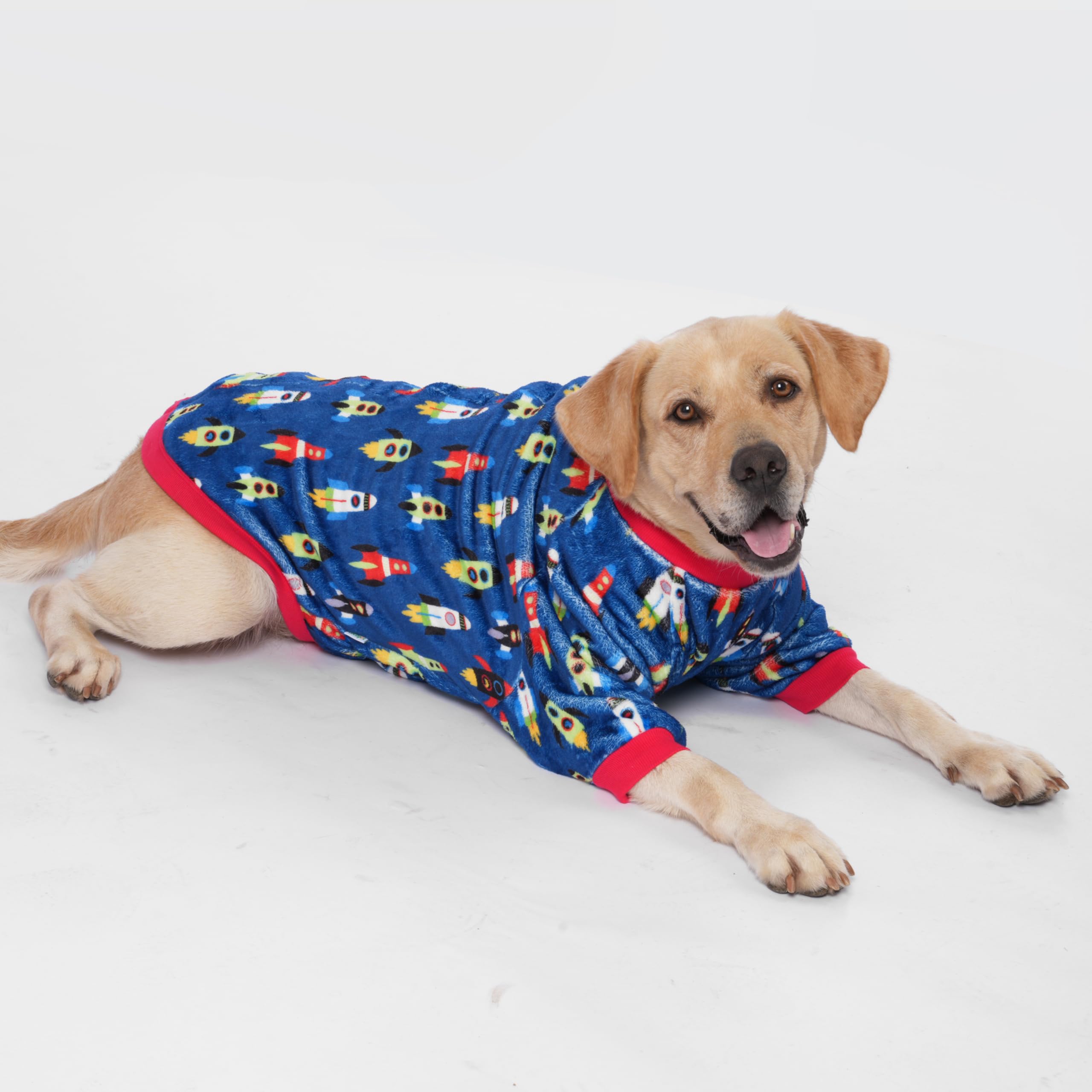 LovinPet Millennium Pink Leopard hoodie design highlights fashion-forward look for indoor and outdoor wear.