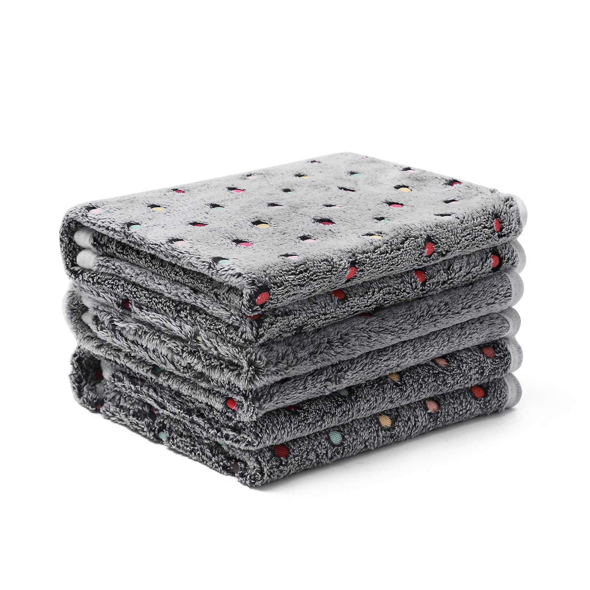 Luciphia 1pack-3-blankets-dots-grey-closeup highlights ultra-soft coral velvet for cozy pets.