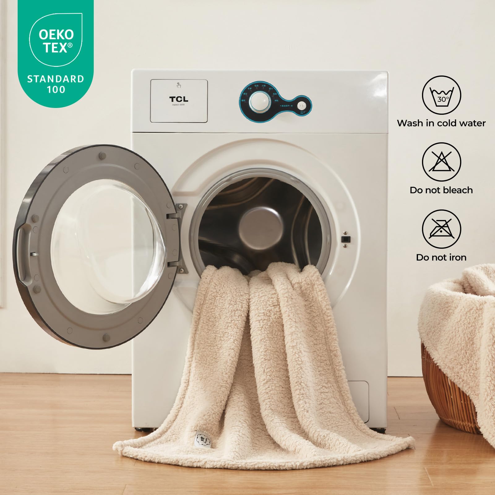 Luciphia blanket protects furniture from scratches and pet hair with paw print design