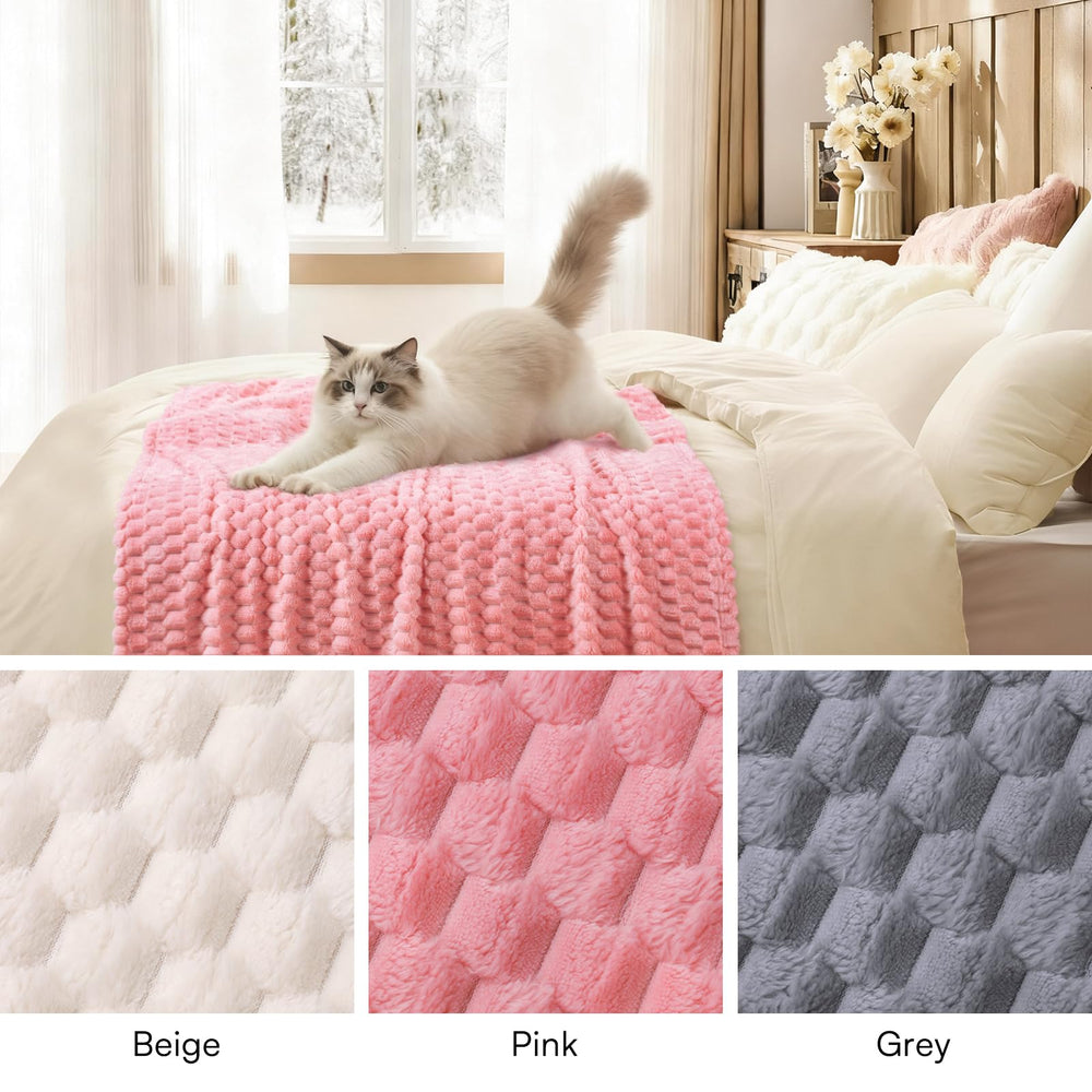 Luciphia dog blanket pink close-up pattern highlights stylish, breathable fleece.