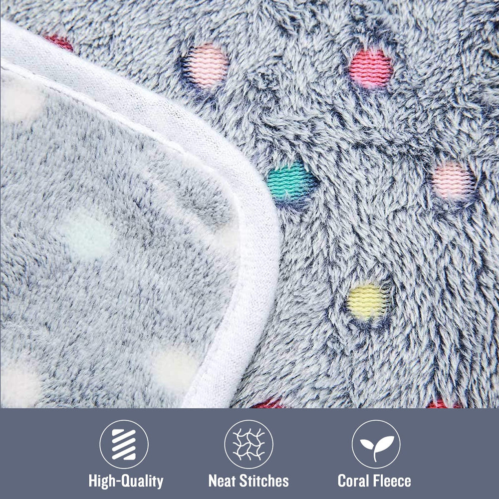 Luciphia machine-washable blanket hanging — easy care and quick drying