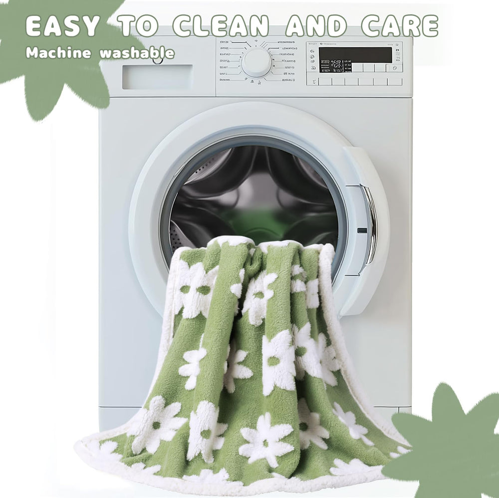Luciphia waterproof pet blanket machine washable for easy care