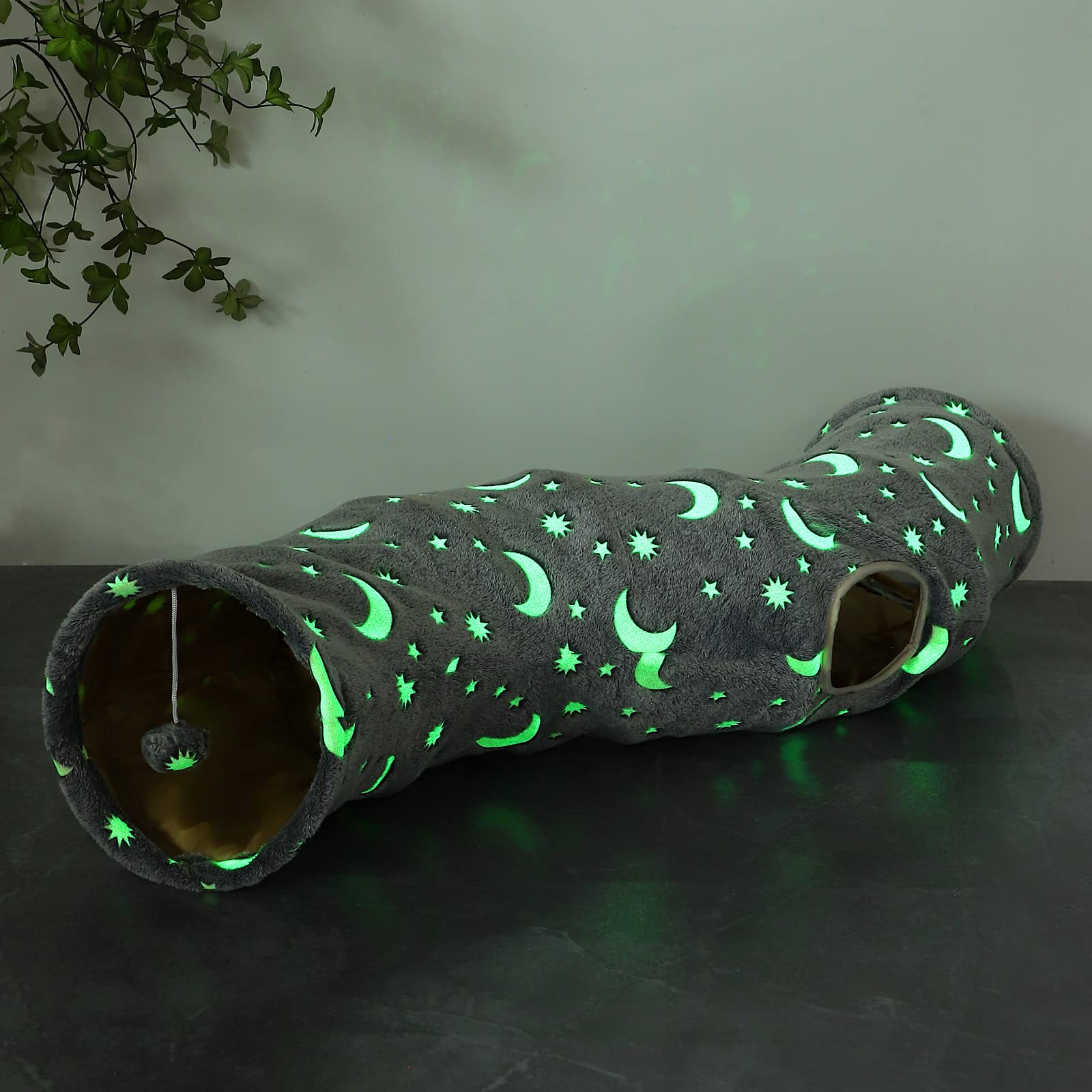 LUCKITTY Cat Tunnel Tube glow in the dark invites nighttime exploration for cats.
