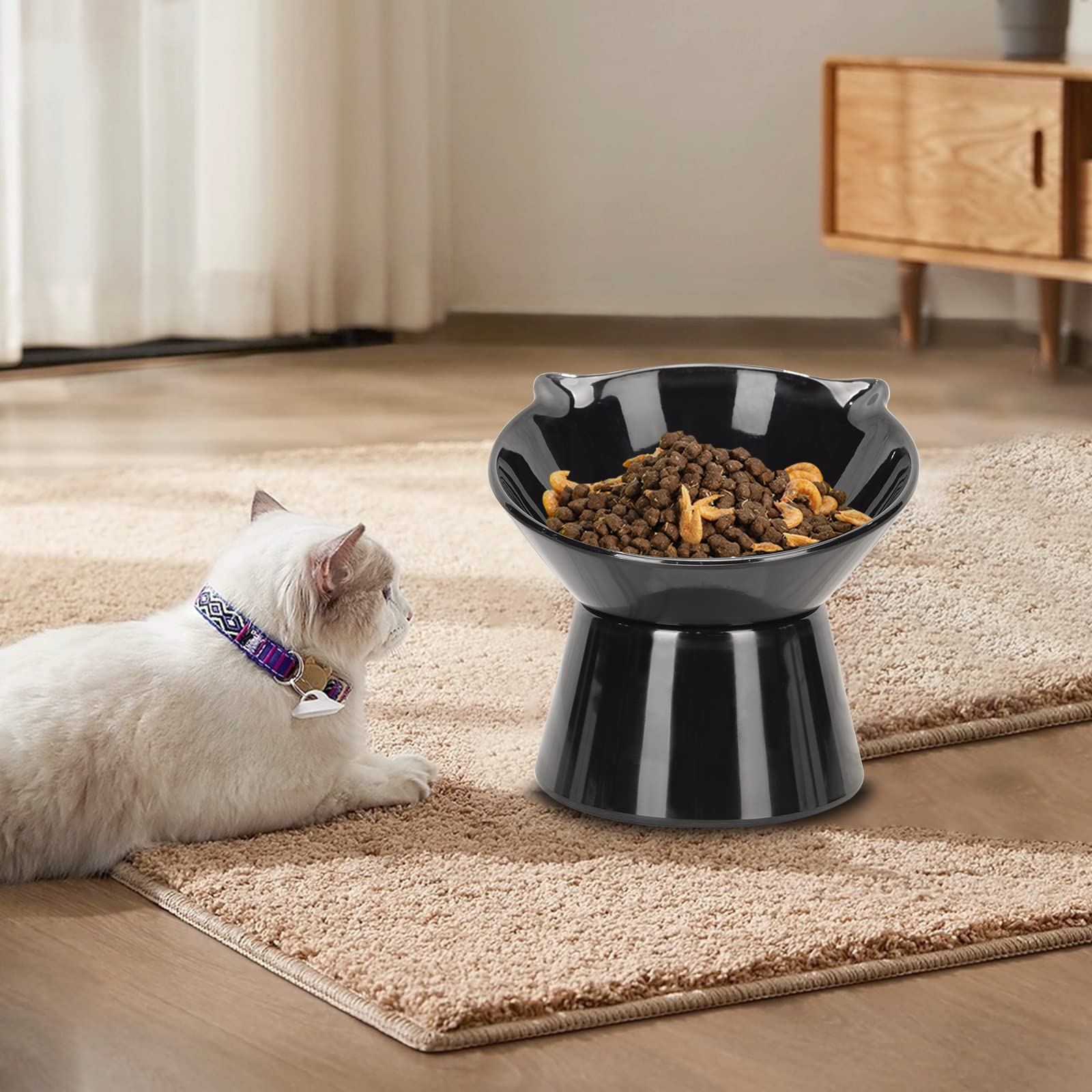 LuckyPots cute cat-shape bowl adds warmth to home decor and mealtime.