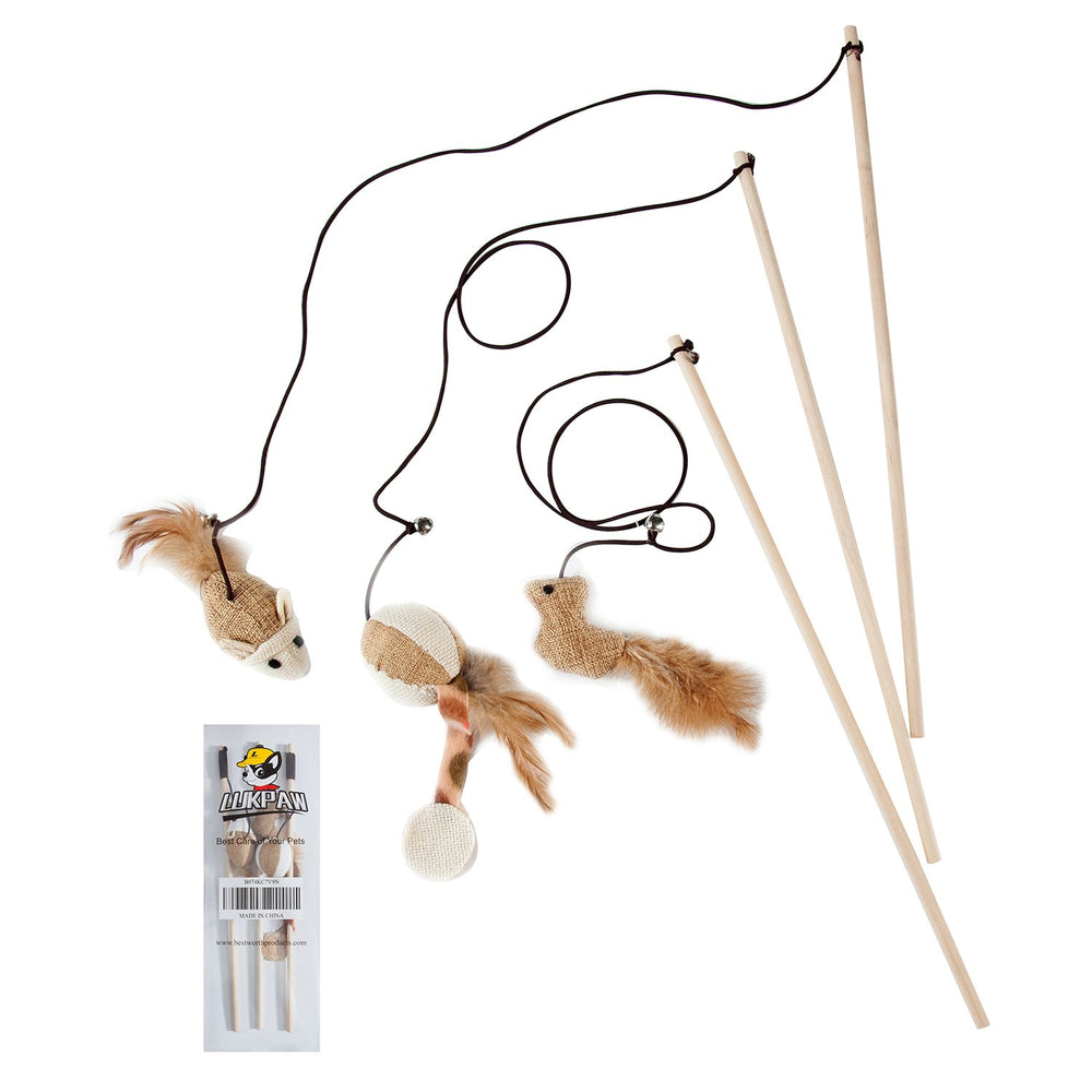 LukPaw cat teaser wand-mouse helps promote playful exercise and hunting instincts.