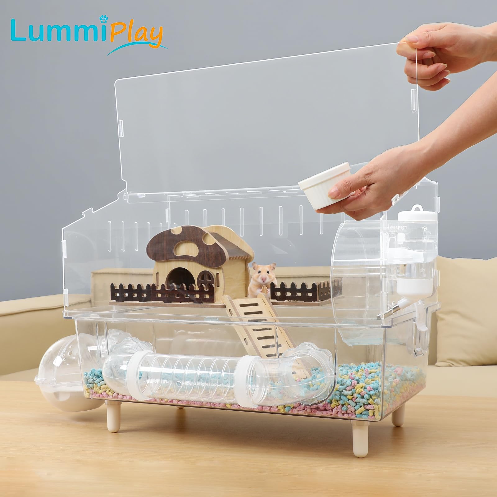 LummiPlay ventilation holes ensure good airflow while keeping small pets comfortable.