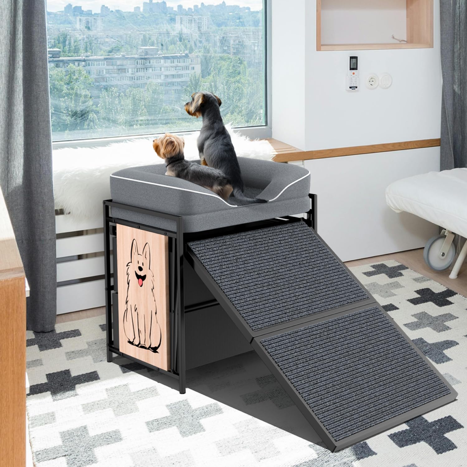 lunacme pet perch metal-base offers sturdy support for most pets.