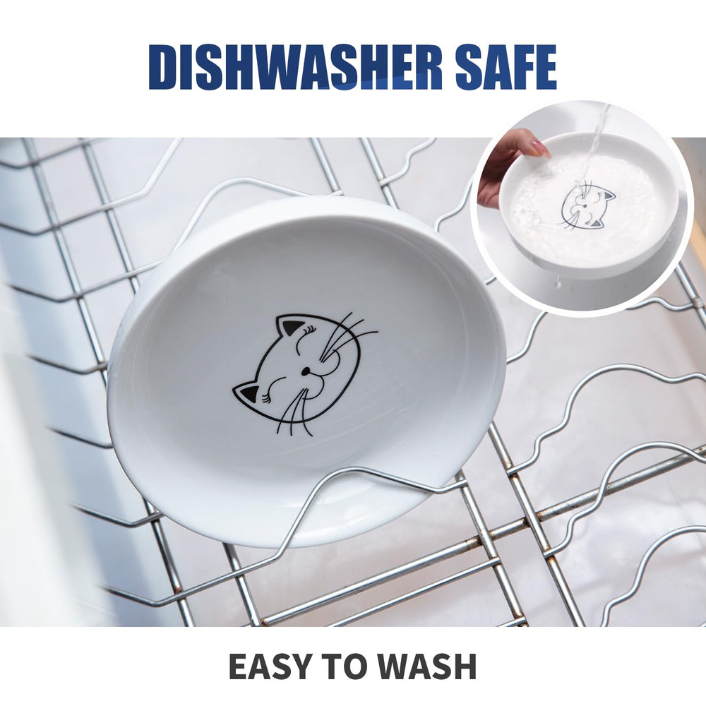 Lusifaco raised bowls prevent spills and keep floors clean.
