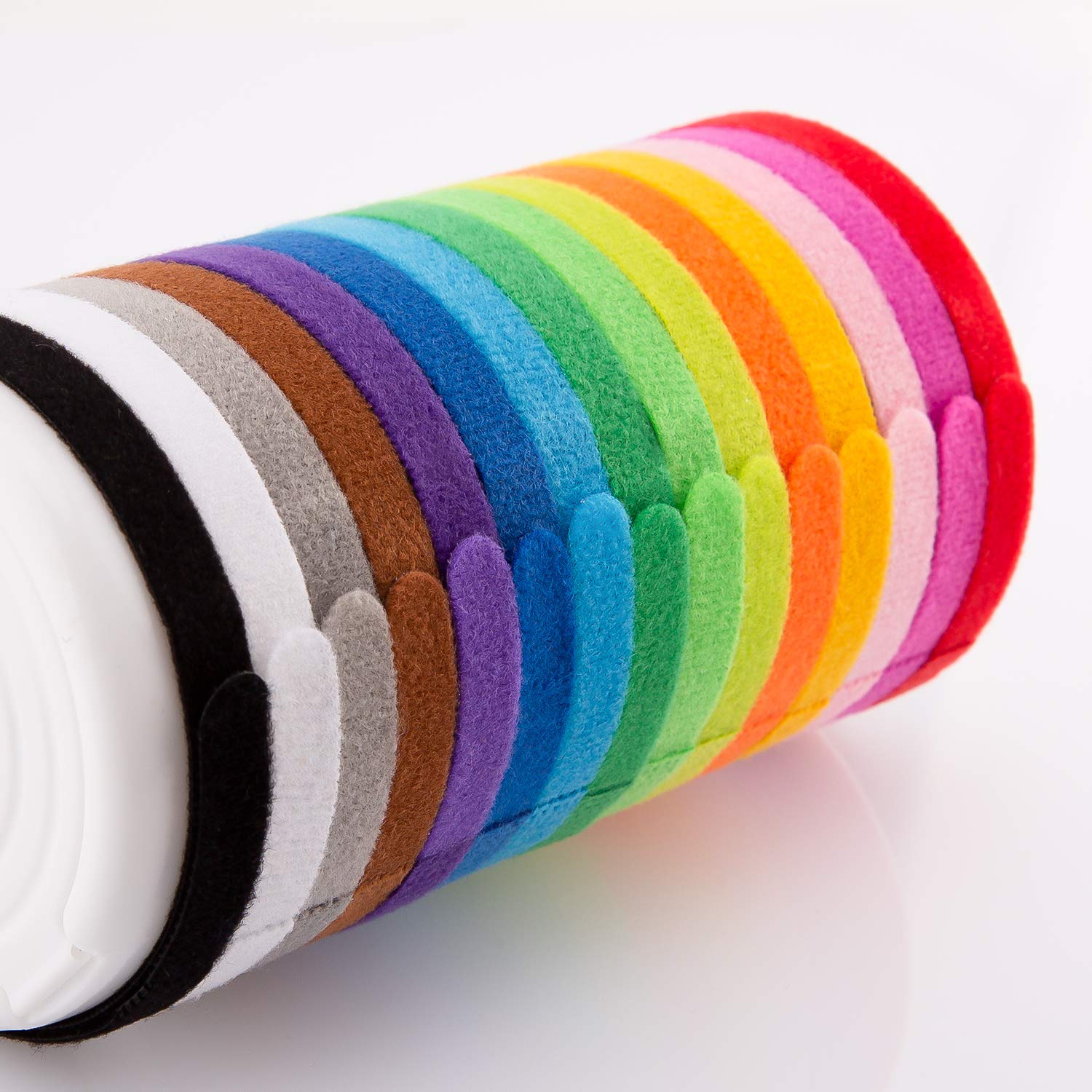 LUTER color identification collar system helps breeders track pups.