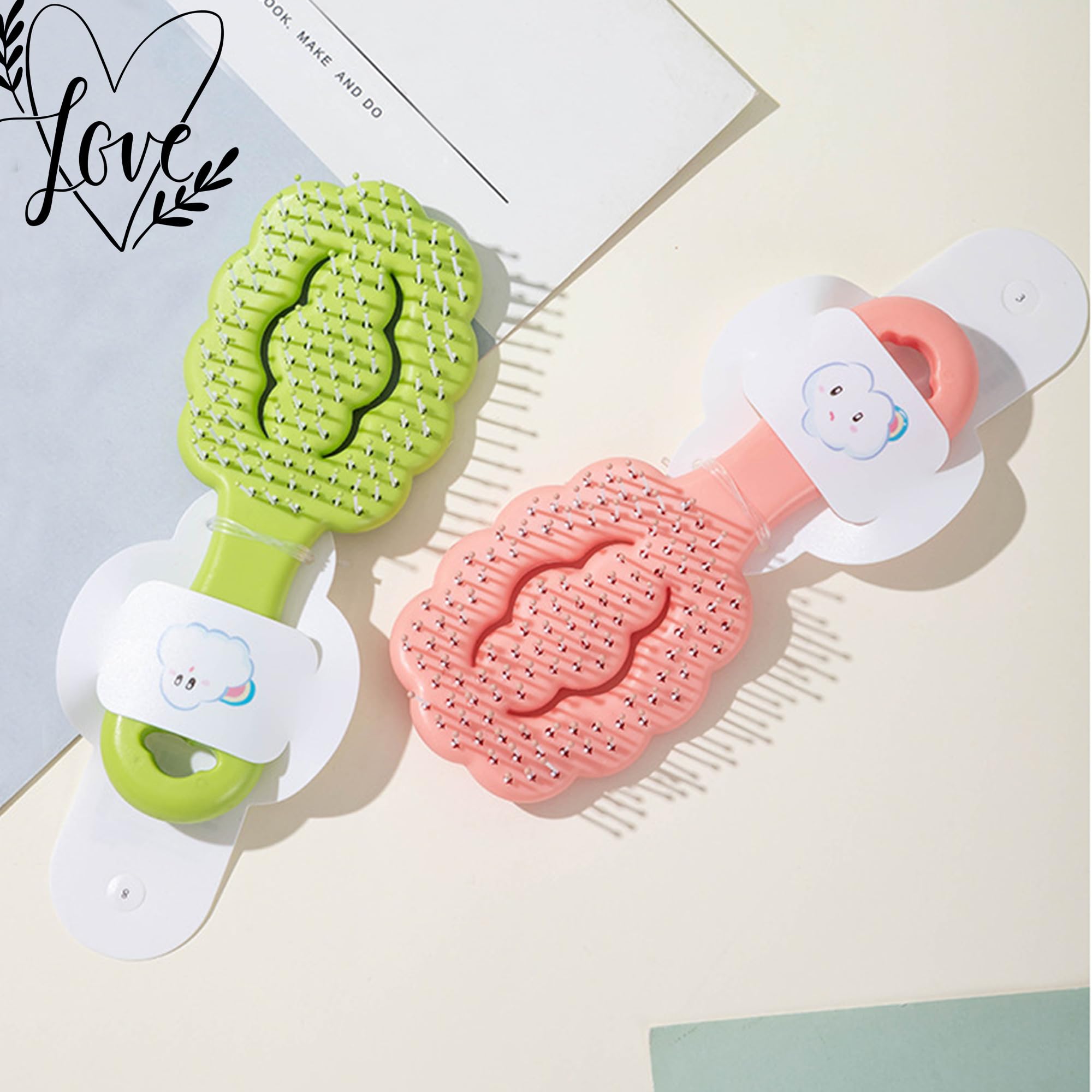 Lyaiwever brush with smooth edge design protects delicate skin.