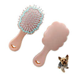 MAEELOU Gentle Cloud Brush close-up shows ultra-soft bristles for sensitive puppy skin.