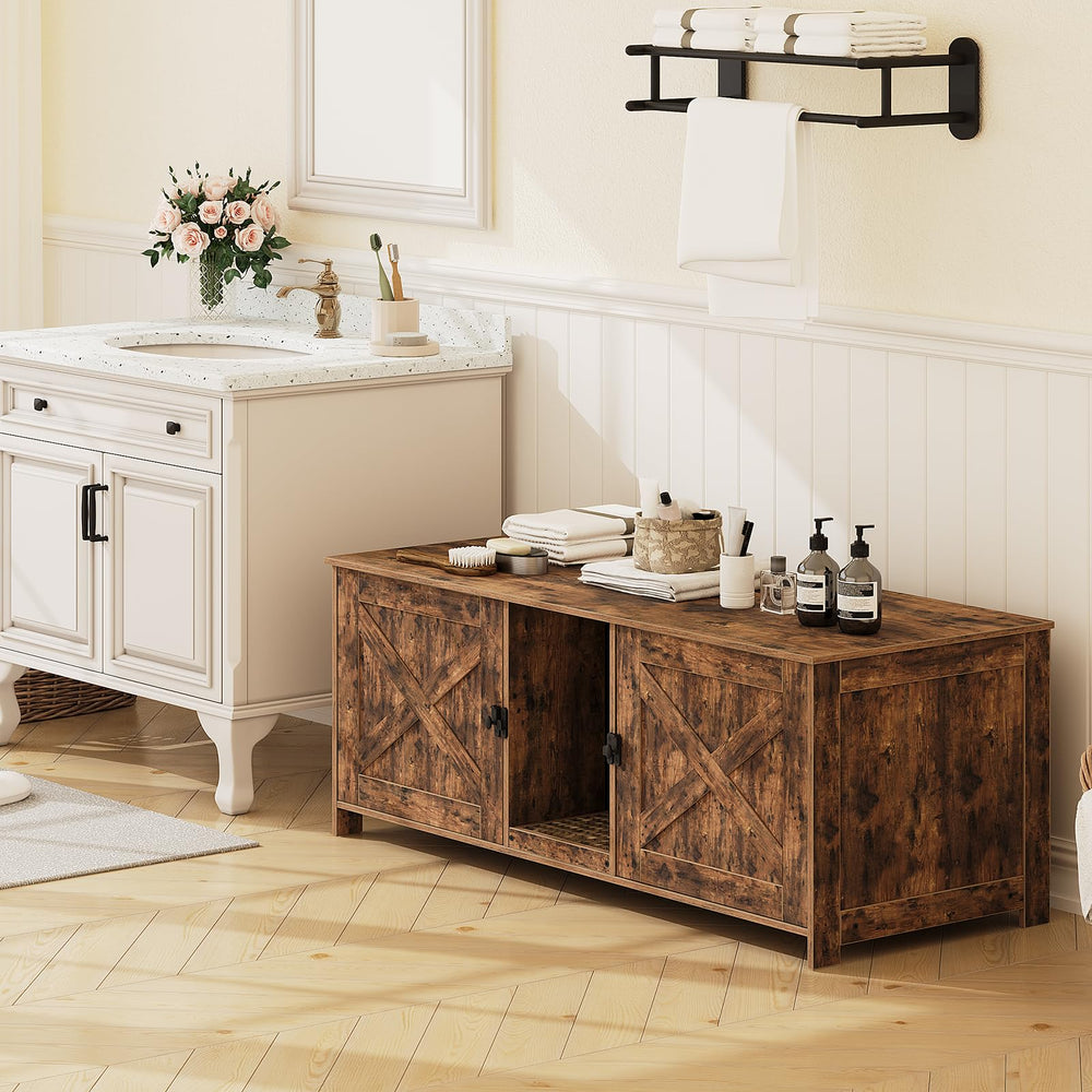 MAHANCRIS wooden retro design complements rustic interiors.