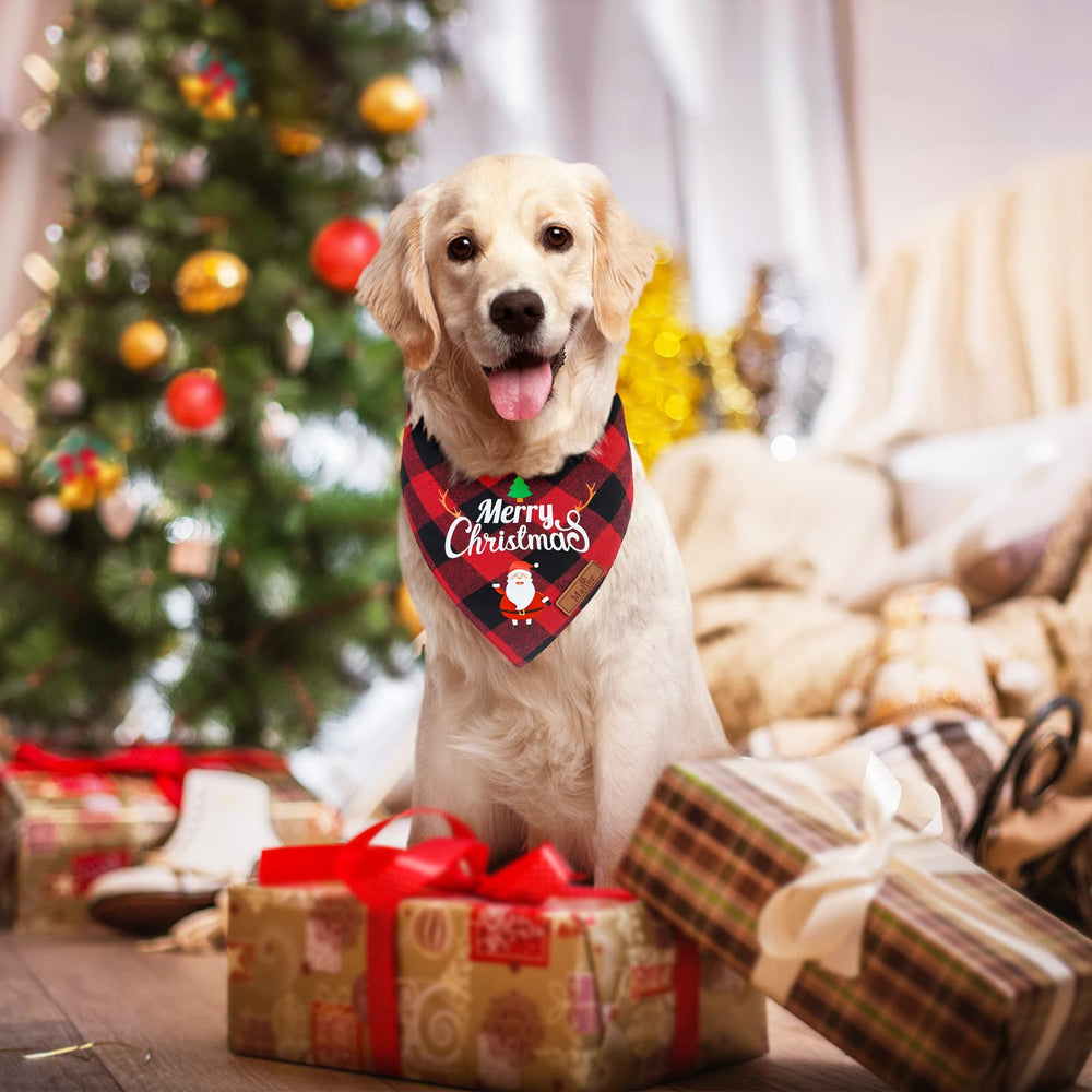 Malier Christmas bandana close-up showing durable stitching and soft texture.
