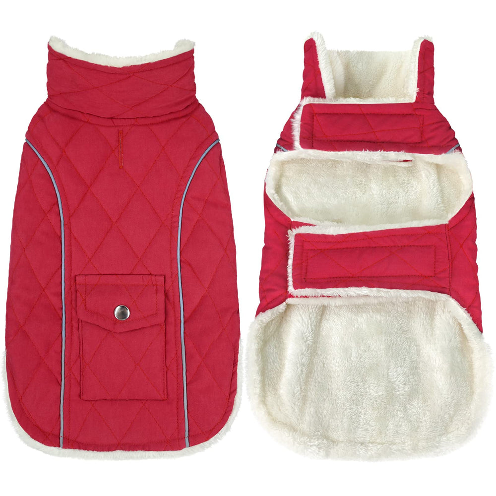 Malier dog winter coat front view shows warm fleece and secure fit for chilly walks.