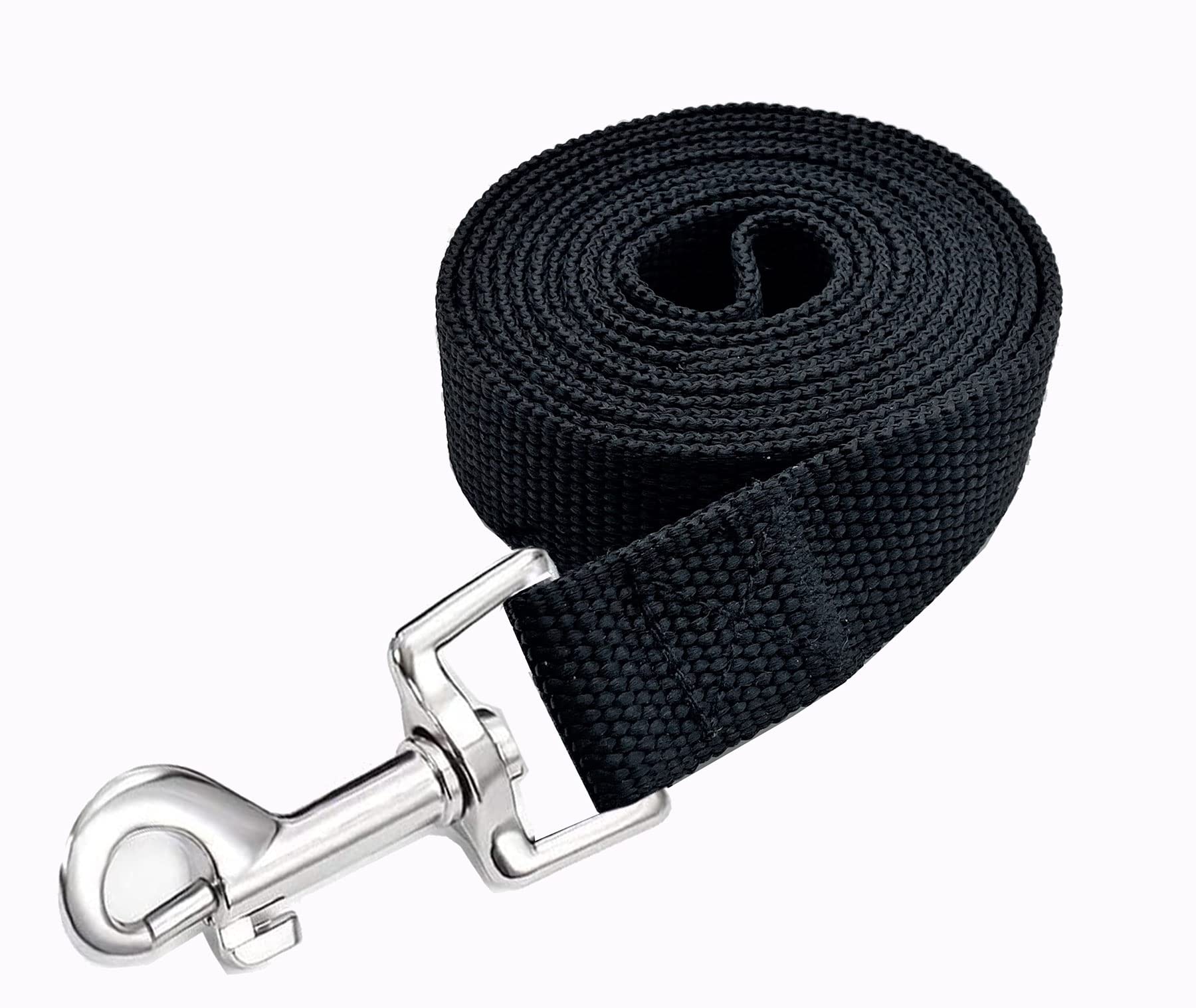 MANDAO 5ft leash in use during training for controlled recalls
