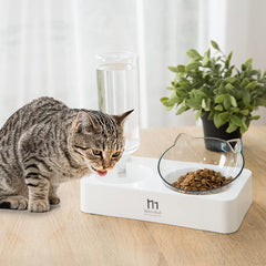Marchul anti-slip elevated stand prevents tipping during meals