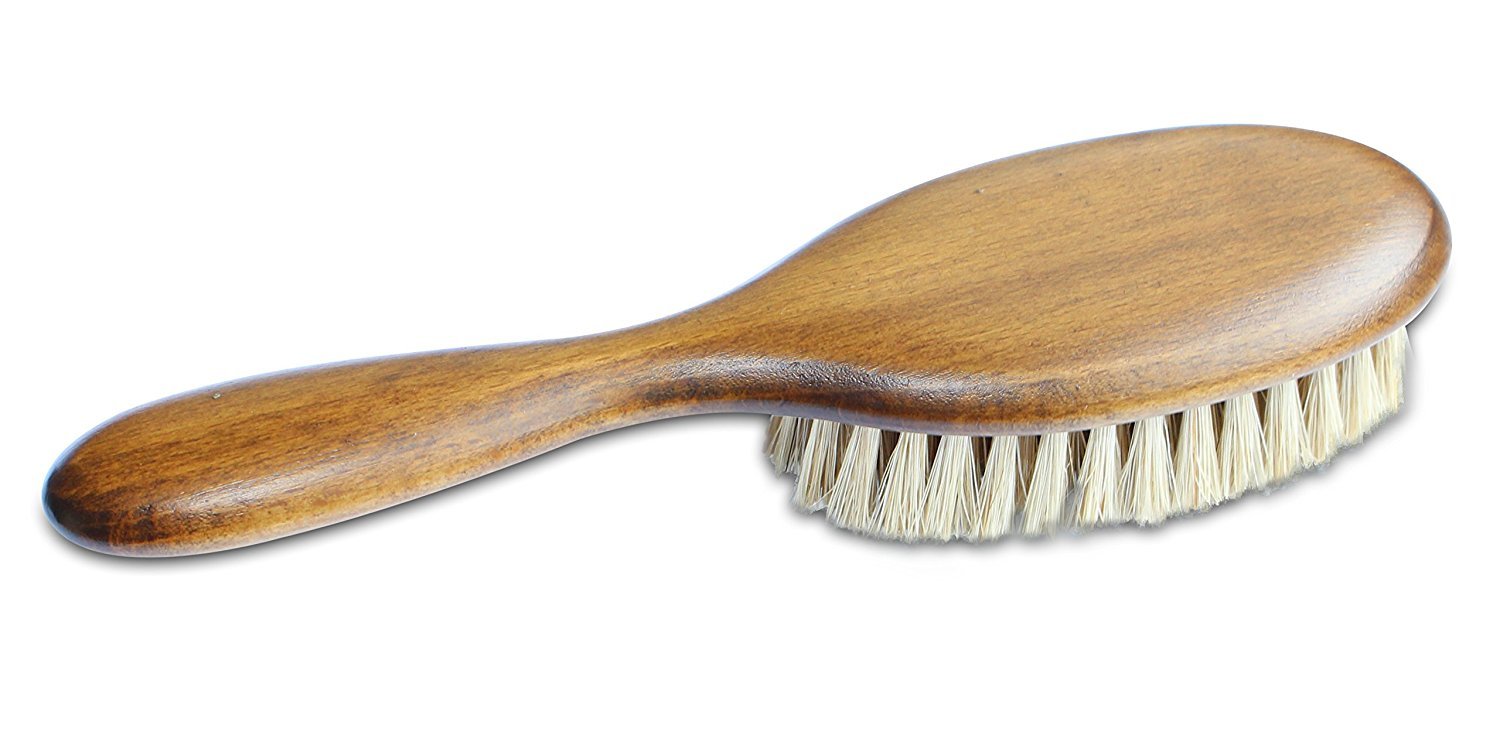 Mars Coat King Bristle Cat Brush on tangled coat showing de-matting in large cats