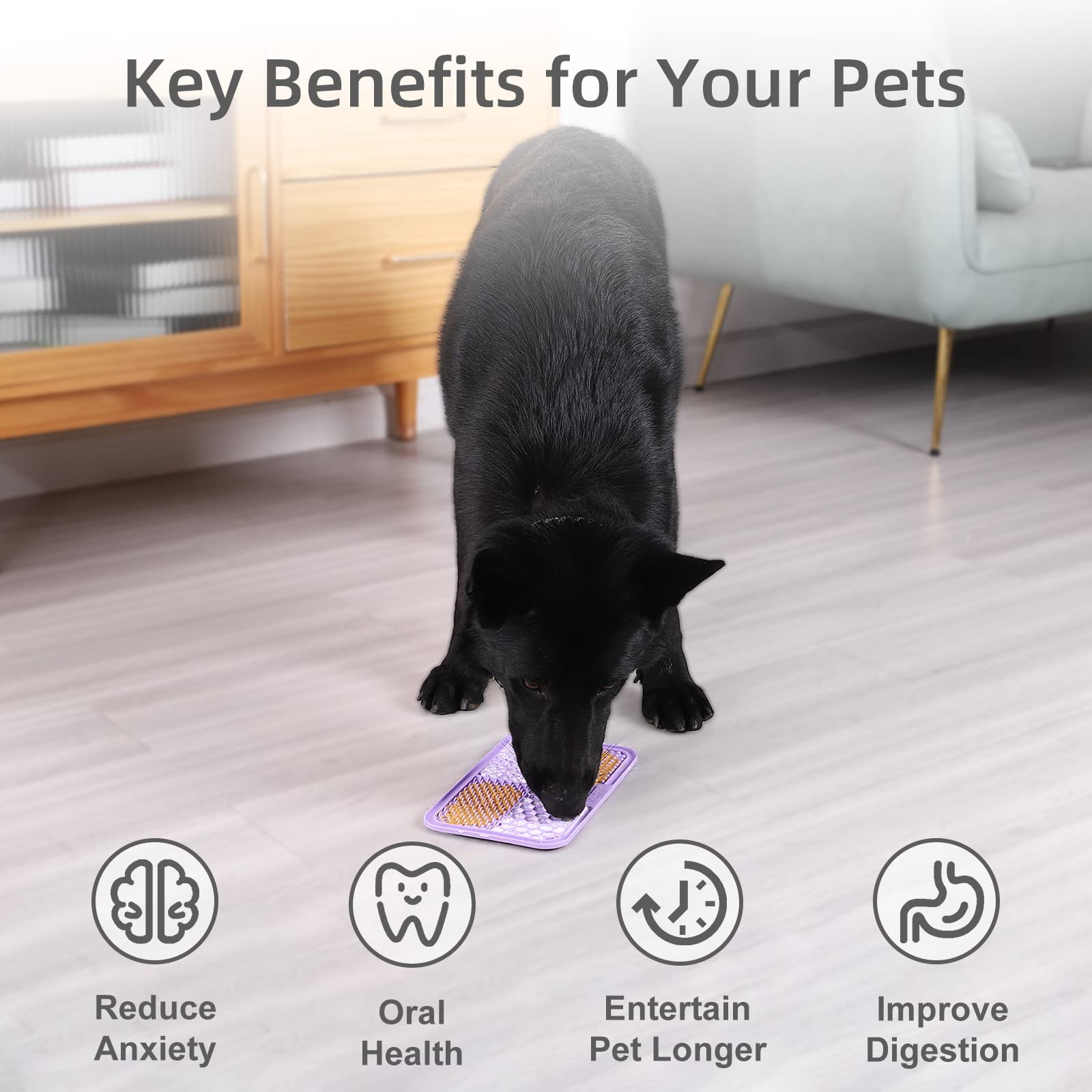 MateeyLife large lick mat four-quadrant design helps engage dogs during grooming.