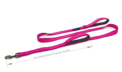 Max and Neo double-handle leash close-up shows neoprene handles for comfortable grip