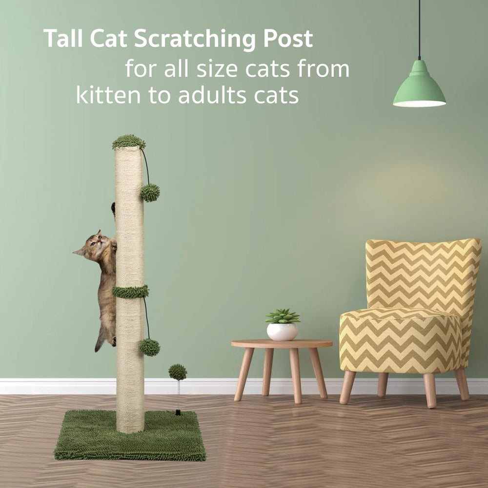 MECOOL weighted MDF base keeps the post upright for energetic cats.