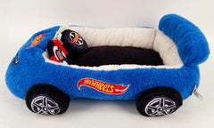 Megatoys Hot Wheels pet bed top view showing plush interior for lounging.