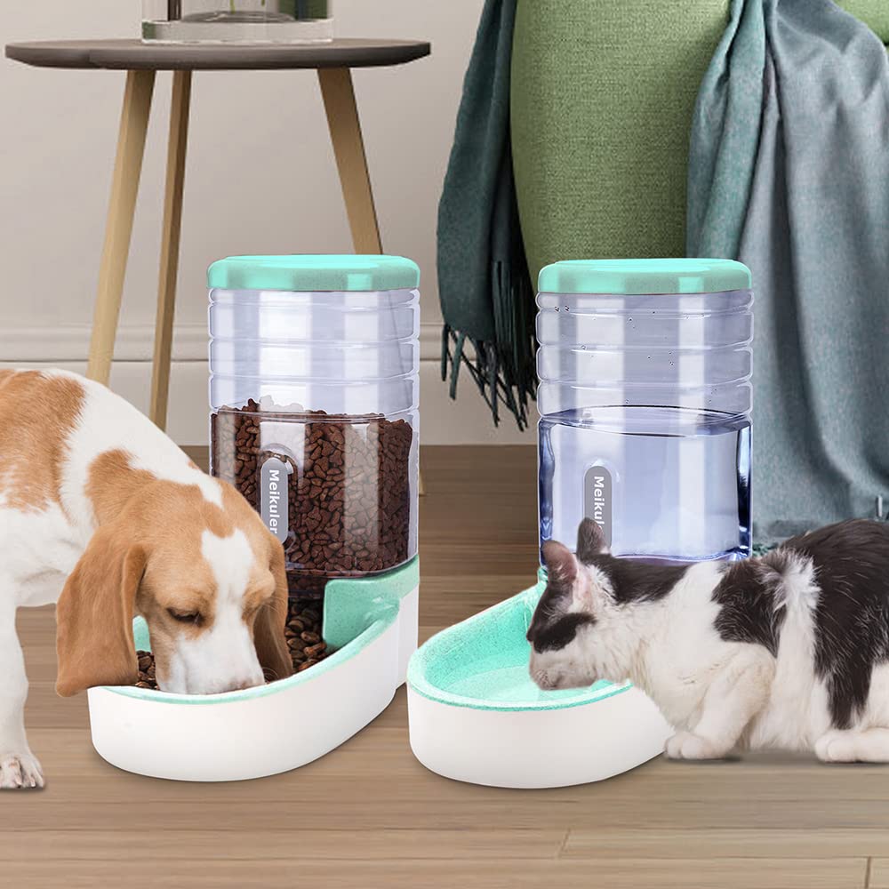 Meikuler transparent storage bottle enables easy refilling when supplies run low.
