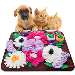 Meilzer Snuffle Mat in action promoting slow feeding and mental stimulation for dogs.