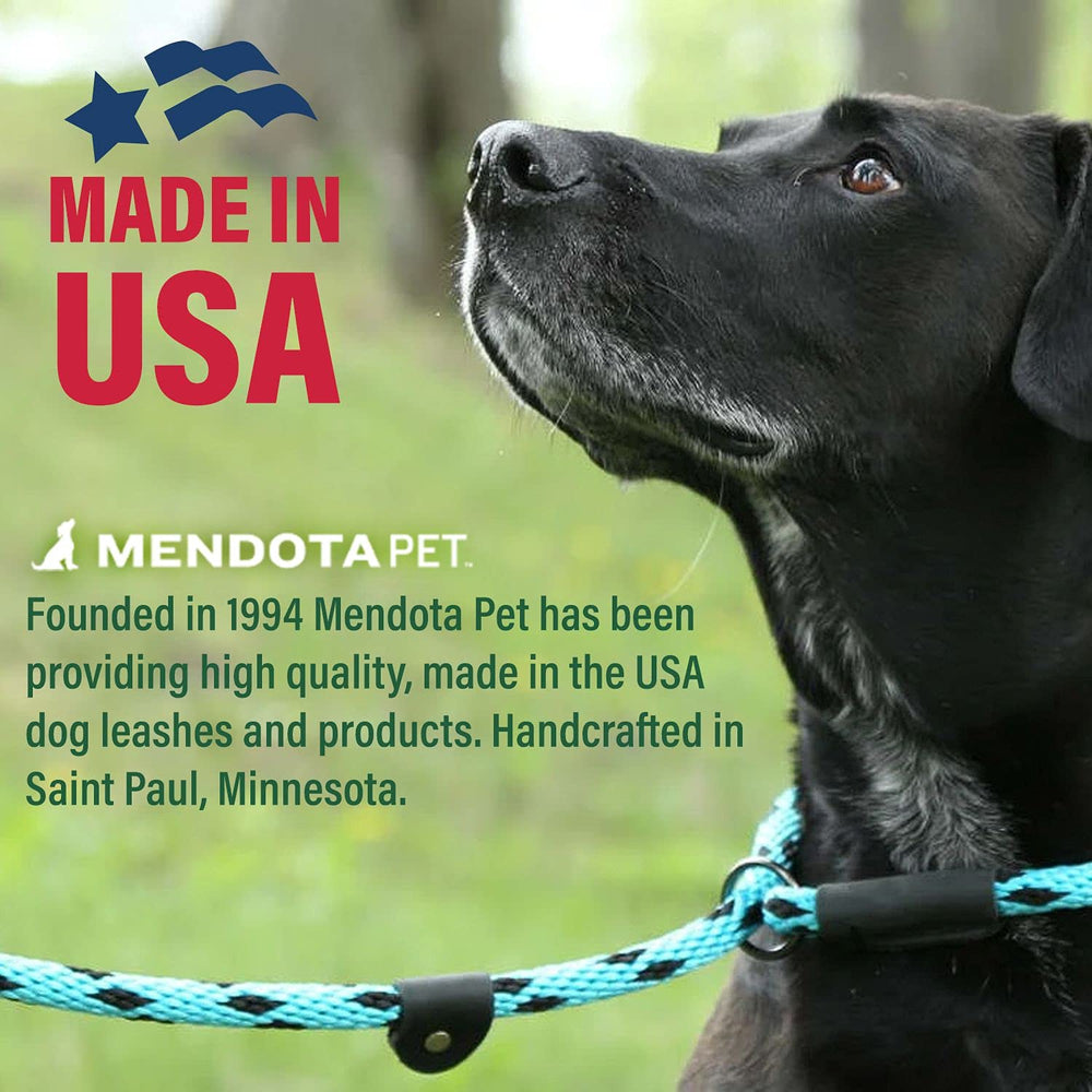 Mendota Slip Lead pocket-ready roll demonstrates convenient carry