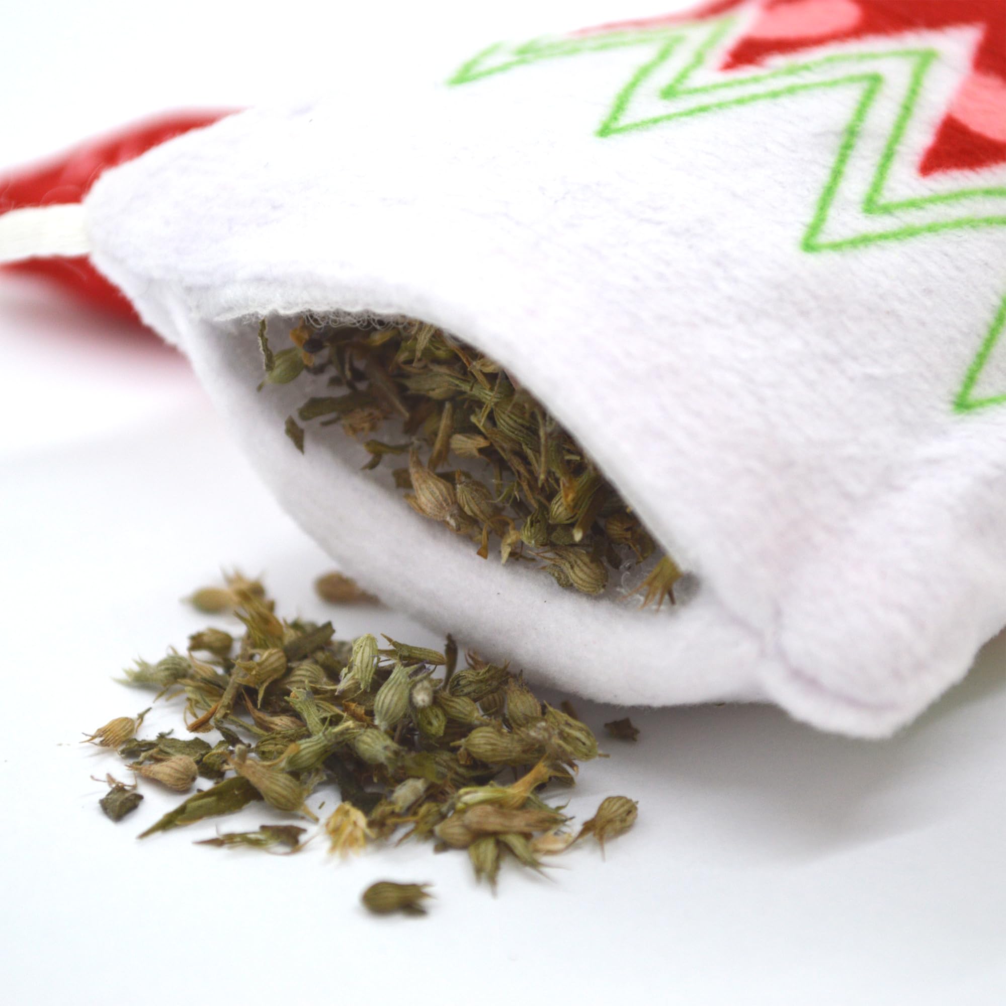Meowijuana Safe Natural Catnip packaging signals clean ingredients and worry-free use.