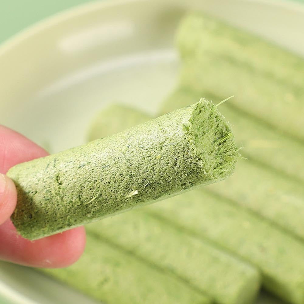 Meowly cat grass sticks Folate-rich nutrition hints at overall well-being.